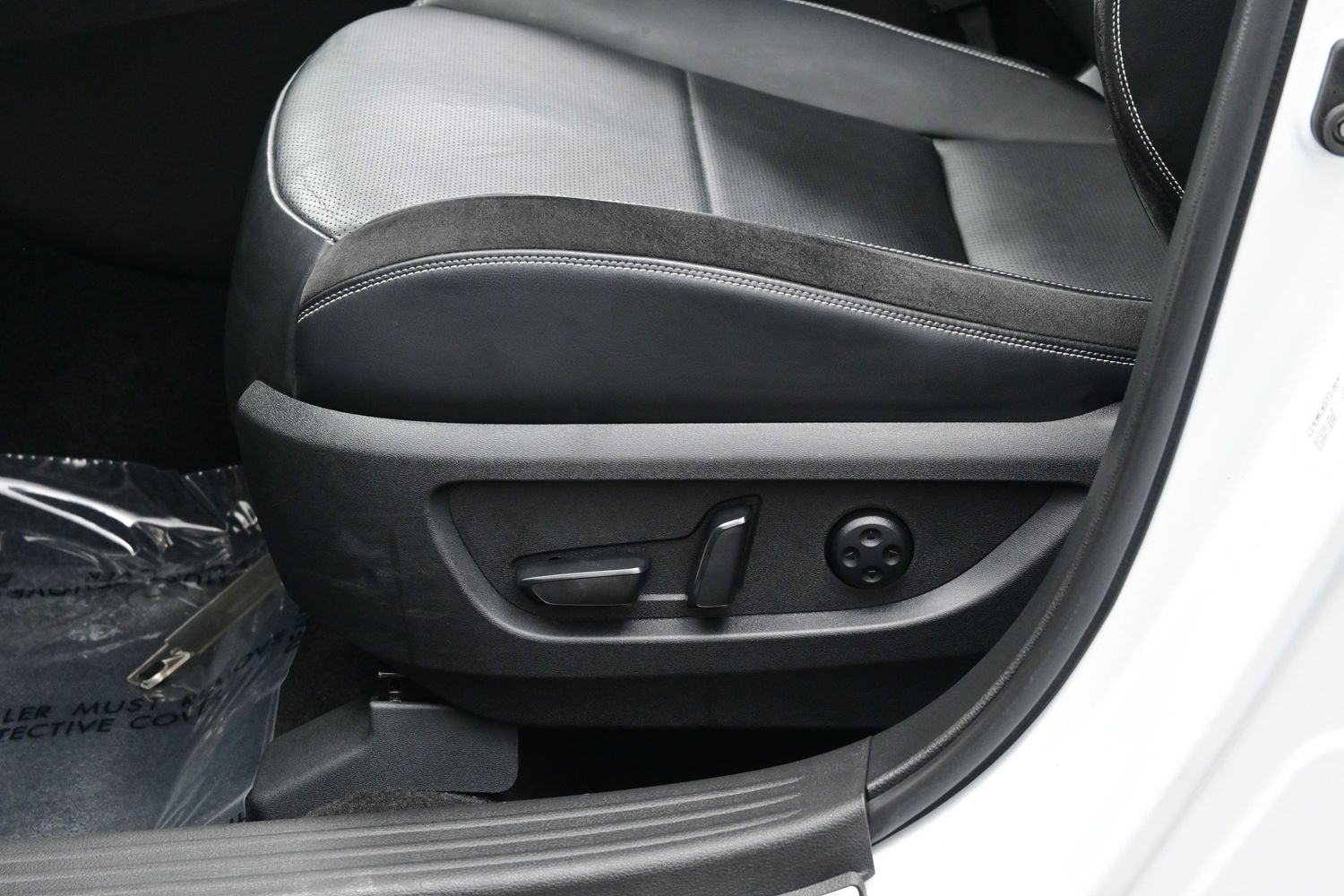 Used 2023 INFINITI QX50 Sport AWD/4WD image 11
