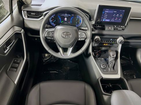 Certified 2025 Toyota RAV4 XLE Premium AWD/4WD image 20