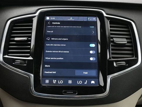 Used 2023 Volvo XC90 B6 Plus w/ Protection Package Premier AWD/4WD image 19