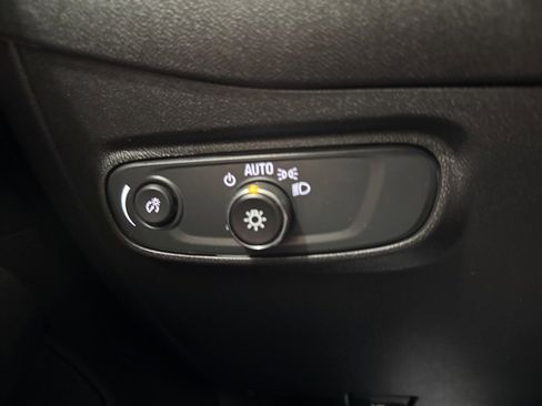 Used 2024 Chevrolet Equinox LT w/ LPO, Floor Liner Package image 23