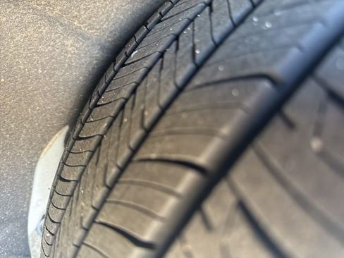 Used 2025 Hyundai Elantra SEL image 6