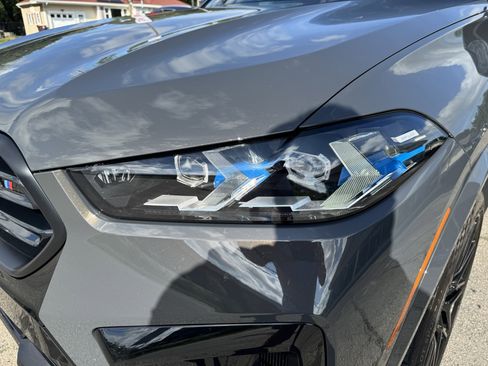 Used 2025 BMW X5 M Competition image 9