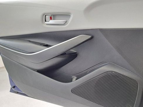 Used 2021 Toyota Corolla SE w/ Carpet Mat Package (TMS) image 21