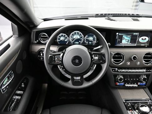 Certified 2023 Rolls-Royce Ghost image 17