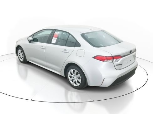 New 2026 Toyota Corolla LE image 5