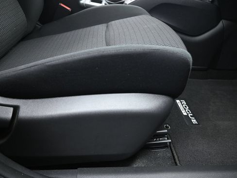 Certified 2021 Nissan Rogue Sport S FWD image 15