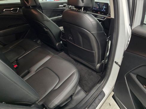 Used 2023 Kia Sportage EX FWD image 32