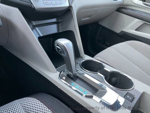 Used 2011 Chevrolet Equinox LT w/ Driver Convenience Package FWD image 22