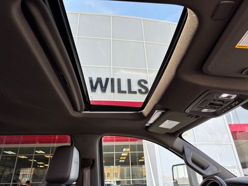 Used 2020 GMC Sierra 1500 Denali w/ Denali Ultimate Package AWD/4WD image 16