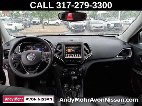 Used 2019 Jeep Cherokee Trailhawk w/ Cold Weather Group AWD/4WD image 32