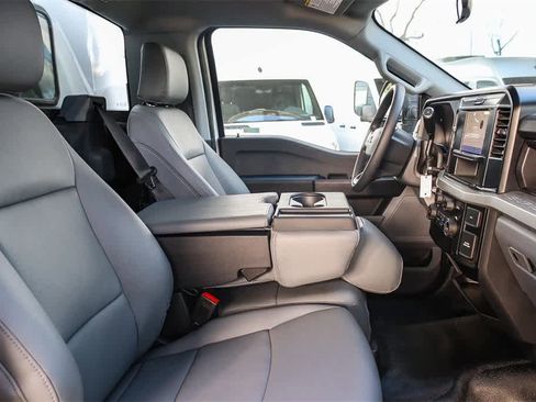 New 2026 Ford F350 XL w/ XL Chrome Package image 22