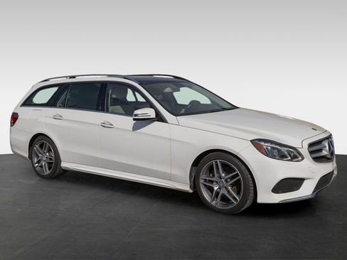 Used 2016 Mercedes-Benz E 350 4MATIC Wagon image 12