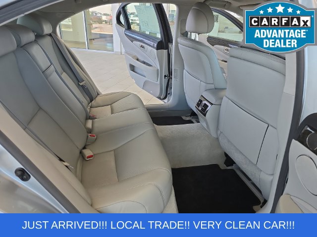 Used 2012 Lexus LS 460 L w/ Luxury Pkg RWD image 11