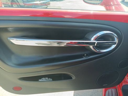 Used 2004 Chevrolet SSR w/ Preferred Equipment Group image 5