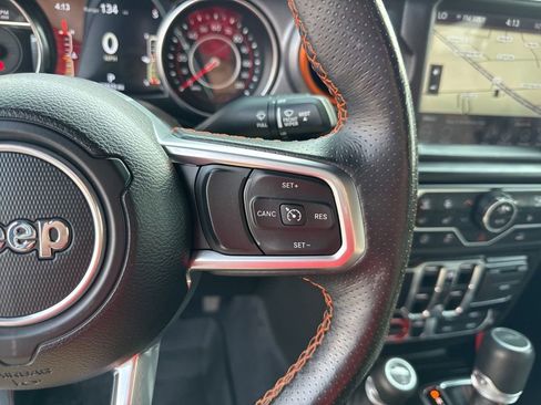 Used 2022 Jeep Gladiator Mojave w/ Cold Weather Group image 50