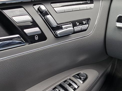 Used 2007 Mercedes-Benz S 550 image 17