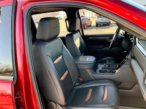 Used 2024 GMC Sierra 2500 AT4 w/ AT4 Premium Plus Package image 30