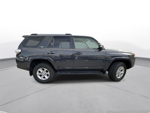 Used 2024 Toyota 4Runner SR5 Premium image 5