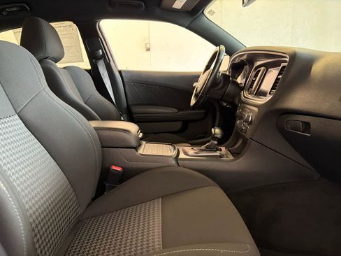 Used 2021 Dodge Charger R/T w/ Blacktop Package image 23