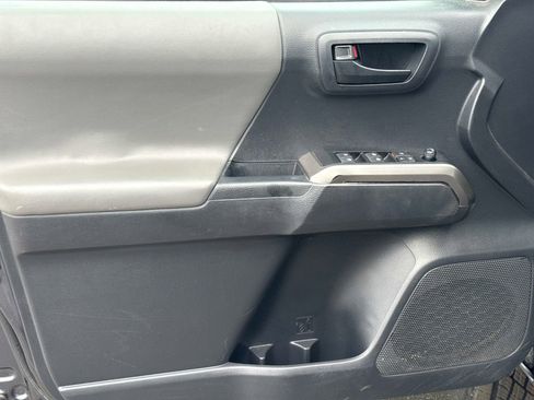 Used 2023 Toyota Tacoma SR5 image 15
