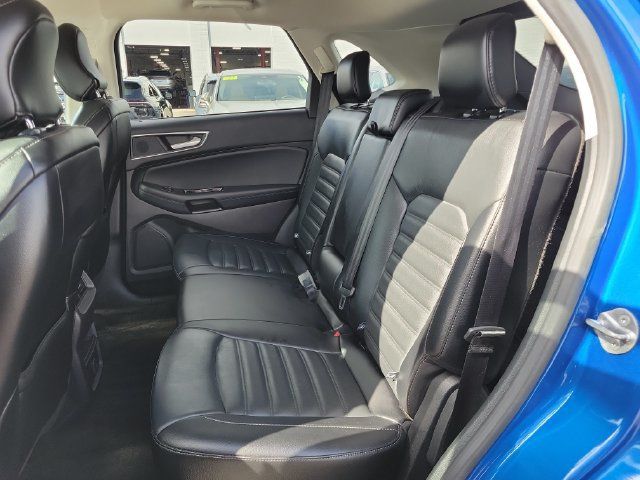 Used 2018 Ford Edge SEL w/ Equipment Group 201A AWD/4WD image 21