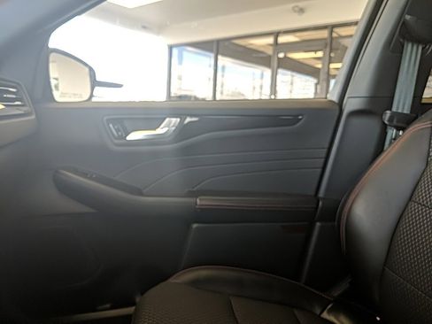 Certified 2023 Ford Escape ST-Line Elite image 19