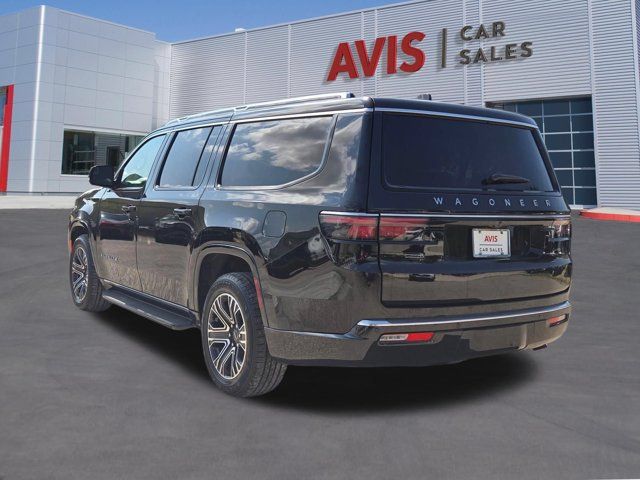 Used 2025 Jeep Wagoneer L Series II AWD/4WD image 10