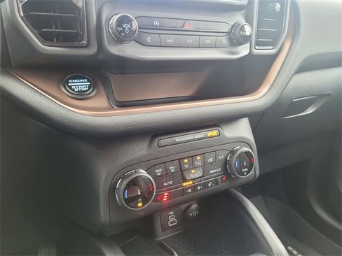 Used 2023 Ford Bronco Sport Outer Banks w/ Tech Package image 17