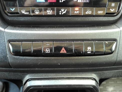 Used 2025 RAM ProMaster 3500 w/ Convenience Group FWD image 36