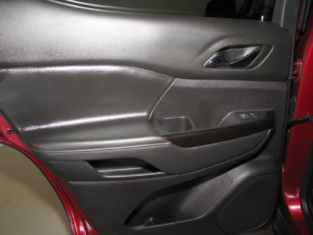 Used 2023 GMC Acadia AT4 w/ LPO, Floor Liner Package AWD/4WD image 36