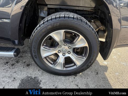 Used 2019 RAM 1500 Laramie image 13