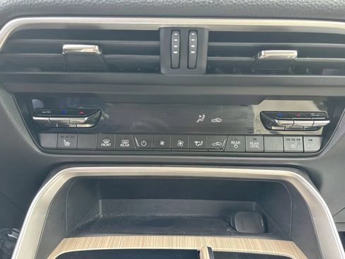 Certified 2024 MAZDA CX-90 Plug-In Hybrid w/ Preferred AWD/4WD image 16