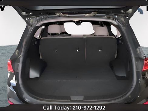 Used 2020 Hyundai Santa Fe Limited image 13