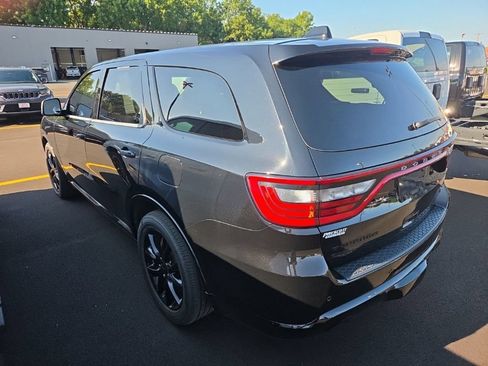 Used 2017 Dodge Durango R/T w/ Trailer Tow Group IV AWD/4WD image 2