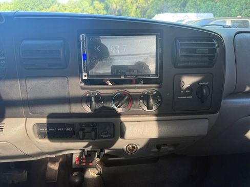 Used 2006 Ford F450 XL AWD/4WD image 25