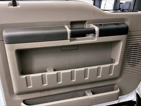 Used 2009 Ford F350 XL image 22