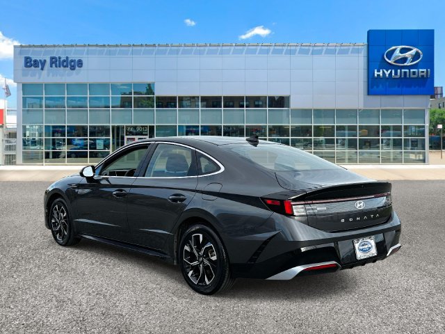 Used 2025 Hyundai Sonata SEL FWD image 7
