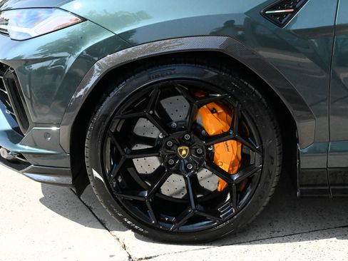 Used 2024 Lamborghini Urus Performante AWD/4WD image 9