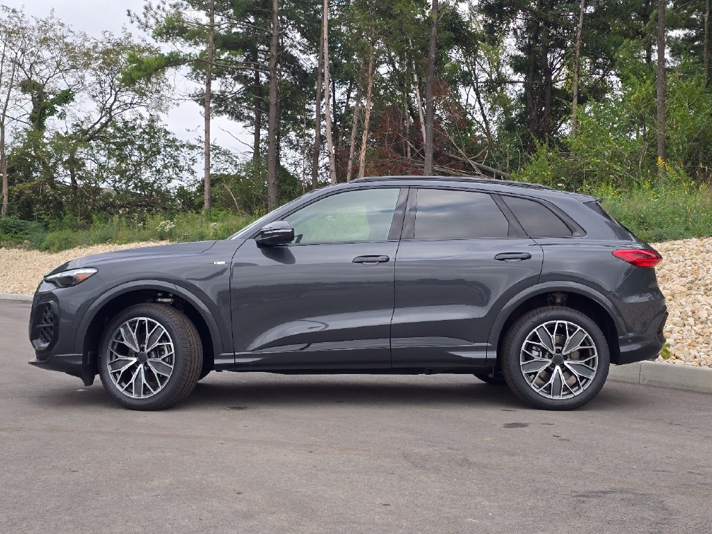 New 2026 Audi Q5 Premium Plus AWD/4WD image 3