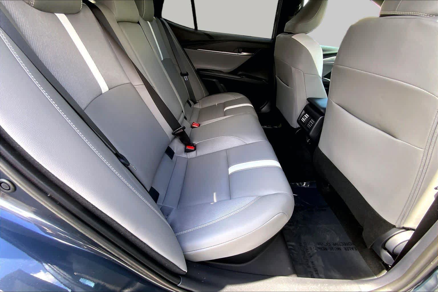 Used 2026 Toyota Camry SE FWD image 19