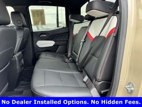 Used 2024 GMC Canyon AT4X AWD/4WD image 25