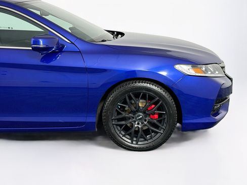 Used 2017 Honda Accord EX-L image 45