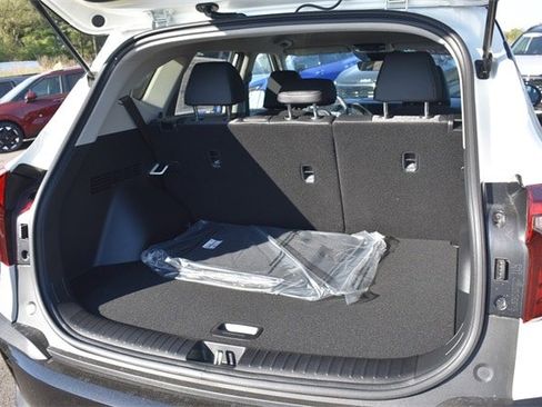 New 2026 Kia Seltos S image 16