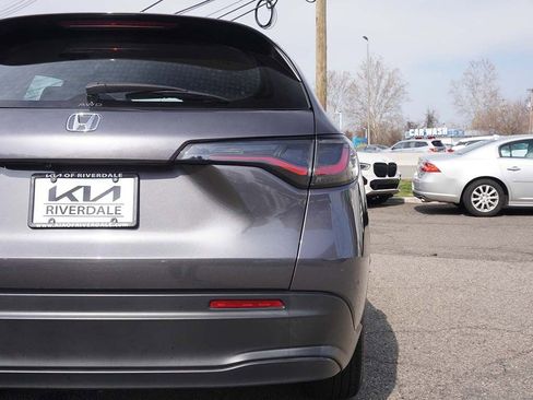 Used 2023 Honda HR-V LX image 12