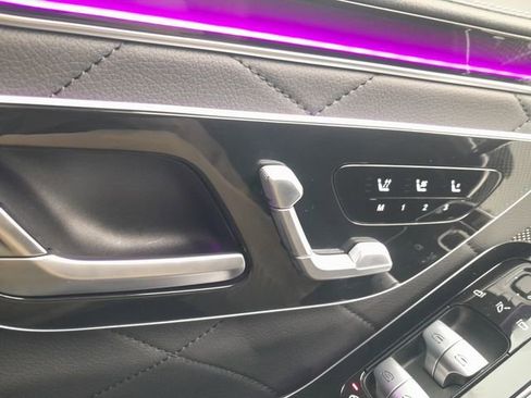 Certified 2025 Mercedes-Benz S 580 4MATIC Sedan image 6