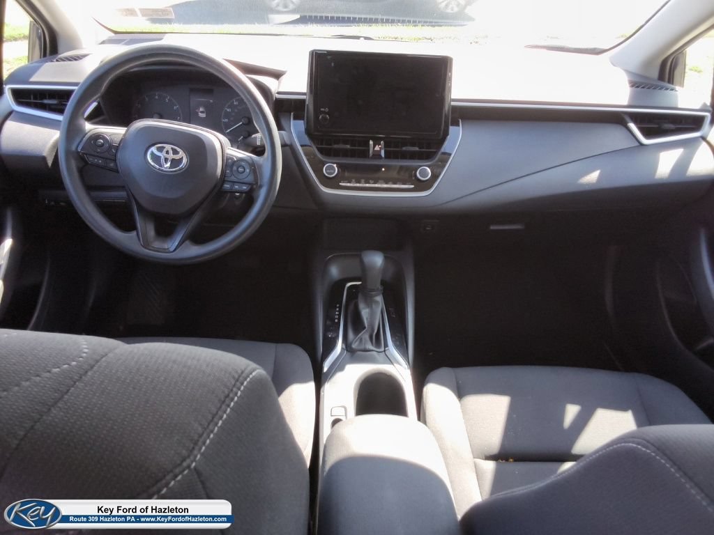 Used 2024 Toyota Corolla LE FWD image 17