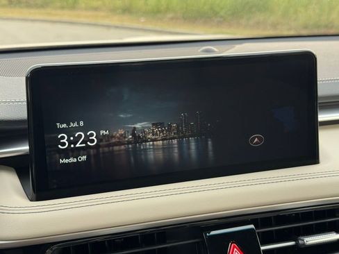 Used 2026 Genesis G70 2.5T image 26