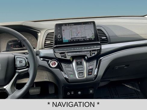 Used 2026 Honda Odyssey Elite image 9