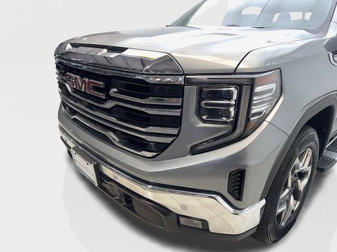 Used 2024 GMC Sierra 1500 SLT RWD image 16