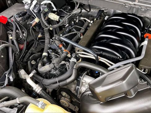 Used 2022 Ford F150 XLT w/ Equipment Group 302A High image 32